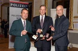 Festliche Weinpräsentation im Vorfeld des Polizeiballs